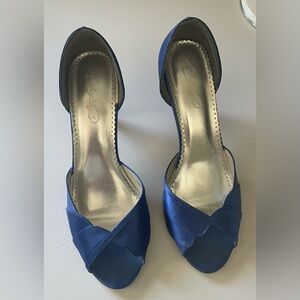 Michaelangelo “Shellie” heel (size 9 1/2)
